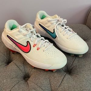 Nike Zoom Hyperdiamond Women’s Softball Cleat